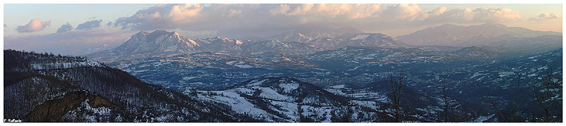 Panoramica verso Sud (i Picentini settentrionali)