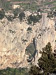 Montepertuso: foro nel Mt. Gambera (da S.M. del Castello)