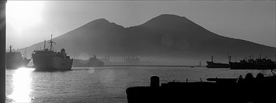 Porto di Napoli, molo Beverello