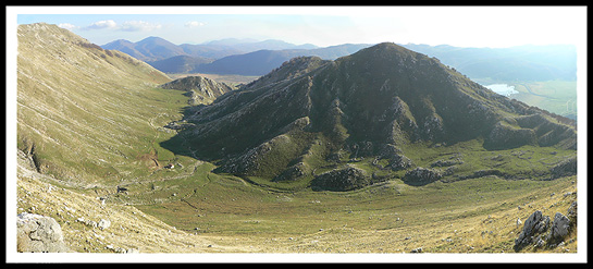 La maestosa valle dell'Esule