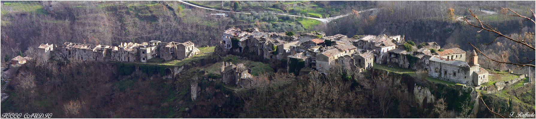 Panorama su Tocco Caudio (muovi la barra)