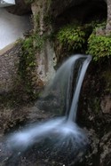 Amalfi: Cascatella a via delle Cartiere, presso il Museo della Carta