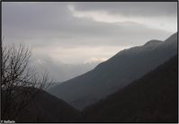 (C.da Scorzone) Panorama verso sud-est, in direzione delle Raie.