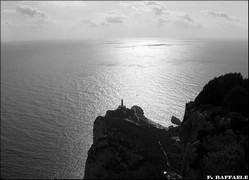 Belvedere di Migliara: Faro di Punta Carena
