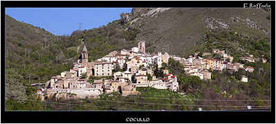Panorama di Cocullo dall'Autostrada
