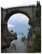 Il ponte allo sbocco del Fiordo di Furore