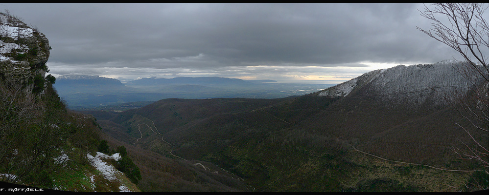 Valle del Trogento e Mt. S. Salvatore [Apre foto differente]