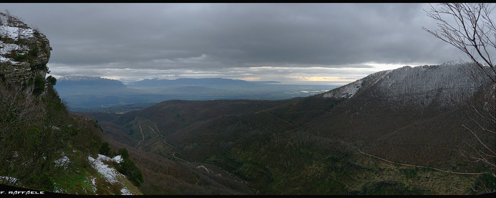 Valle del Trogento e Mt. S. Salvatore [Apre foto differente]