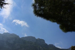 Gli Alburni nord-occidentali da Piazza Europa, Postiglione
