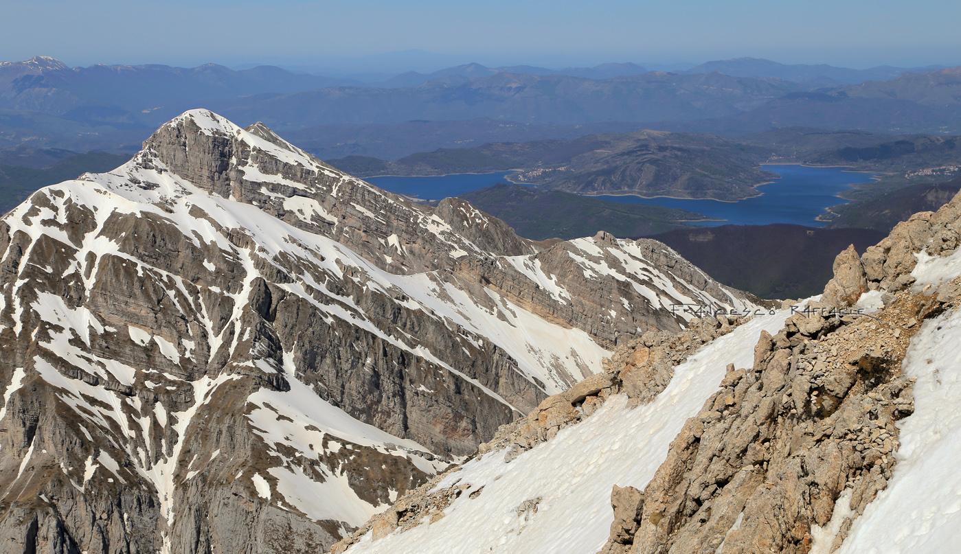 Pizzo d'Intermesoli e Lago di Campotosto